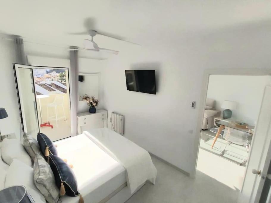 Lux. Frontbeach-Terrace. 5 Pools.Tv. 2 A.C.Netflix Беналмадена Екстериор снимка