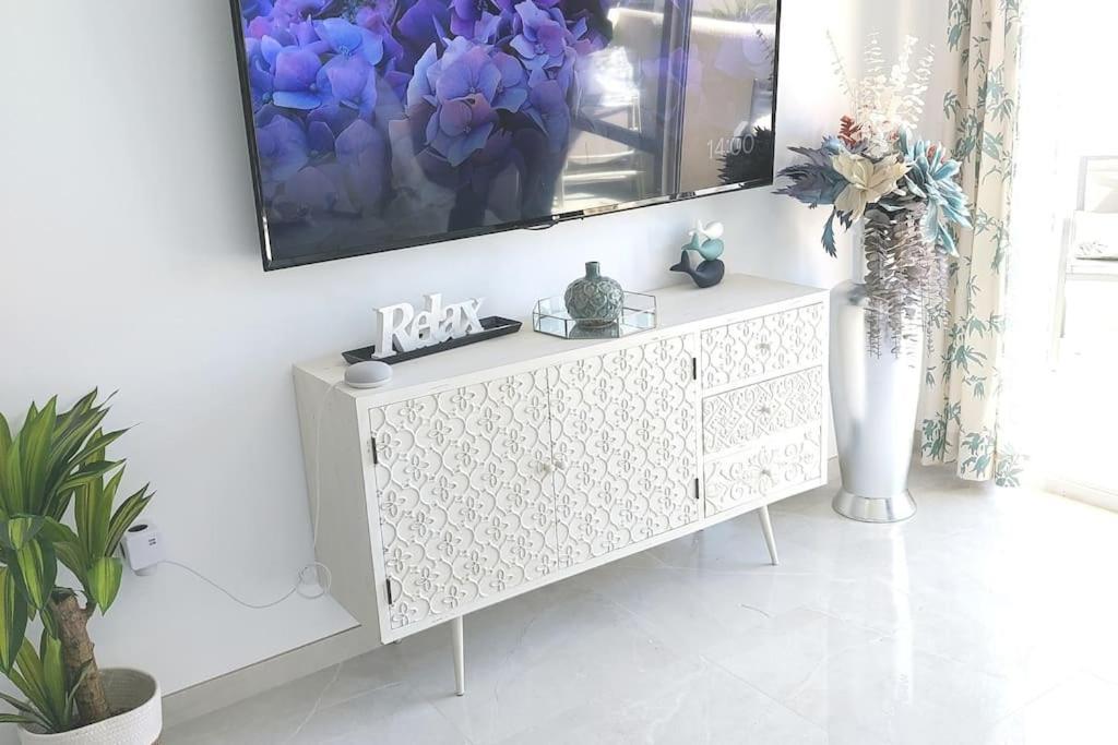 Lux. Frontbeach-Terrace. 5 Pools.Tv. 2 A.C.Netflix Беналмадена Екстериор снимка