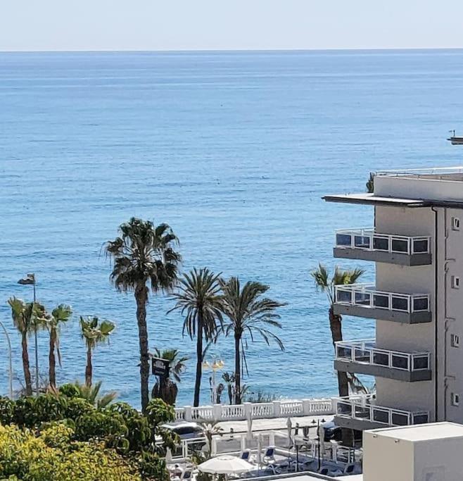 Lux. Frontbeach-Terrace. 5 Pools.Tv. 2 A.C.Netflix Беналмадена Екстериор снимка